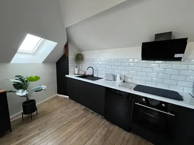 Cuisine ou kitchenette dans l'établissement Appartement type T2 Il Giardino Sospeso
