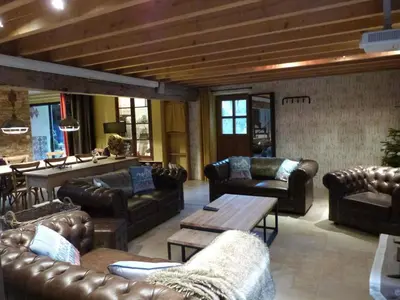 Coin salon dans l'établissement LA Parenthèse II