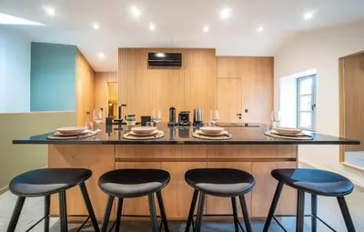 Cuisine ou kitchenette dans l'établissement L'exploratrice