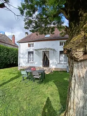 Jardin de l'établissement Le jardin caché, maison indépendante classée 3 étoiles