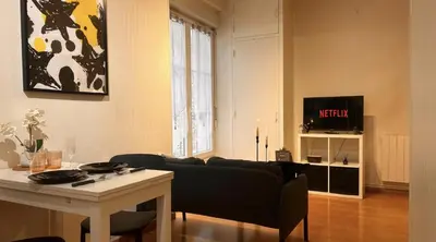 Télévision ou salle de divertissement dans l'établissement L'Unique Central - Gare