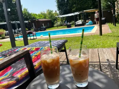 Piscine de l'établissement Couleurs de la vie - Chambres d'Hôtes et Gîte ou située à proximité