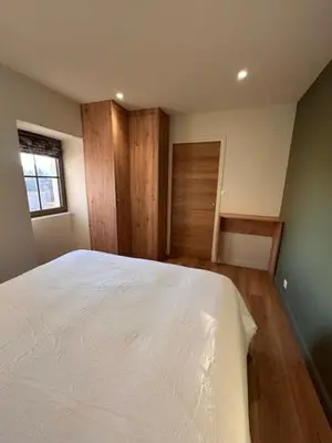 Un ou plusieurs lits dans un hébergement de l'établissement Au 8 à Meursault, Magnifique maison Bourguignonne au pied des vignes, jardin, places de parking privée