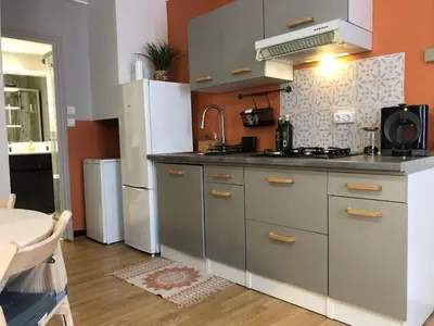 Cuisine ou kitchenette dans l'établissement Le Cozy near center train station & SciencesPo