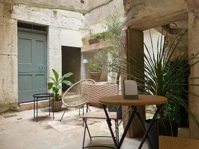 Terrasse ou espace extérieur de l'établissement Les Fresques de Camille