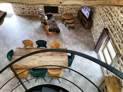Coin salon dans l'établissement Gîte de Frouges