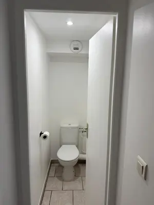 Salle de bains dans l'établissement Résidence des Lilas - Orgelet - Lac de Vouglans