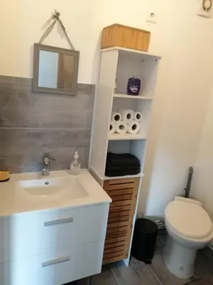 Salle de bains dans l'établissement Studio avec terrasse