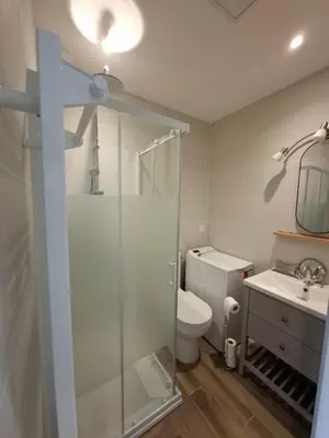 Salle de bains dans l'établissement Chez Babeth