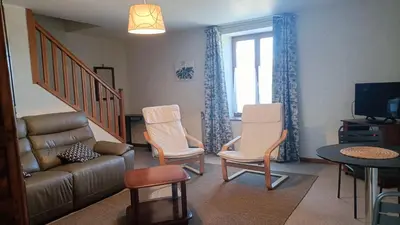 Coin salon dans l'établissement Home 18