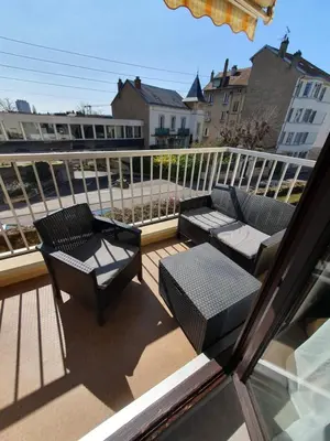 Balcon ou terrasse dans l'établissement Le 28 C chouette - Spacieux - Box privé - Ascenseur - Centre