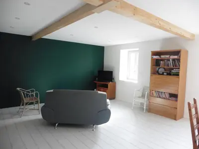 Bibliothèque dans l'appartement