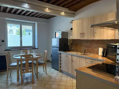 Cuisine ou kitchenette dans l'établissement Le Poisat