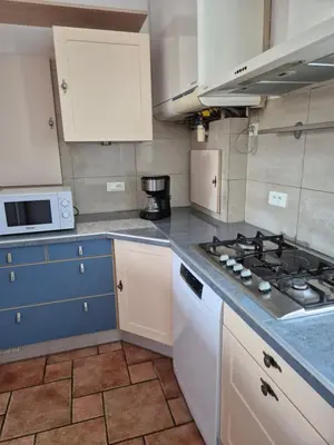 Cuisine ou kitchenette dans l'établissement Gite en vallée charolaise