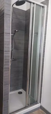 Salle de bains dans l'établissement Dijon en famille - cosy, équipé bébé - 5 mn centre ville
