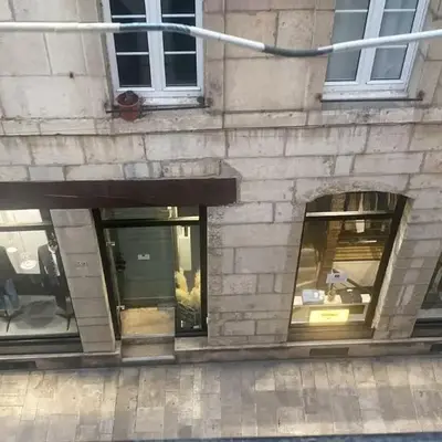 Le jade Appartement T1 centre historique