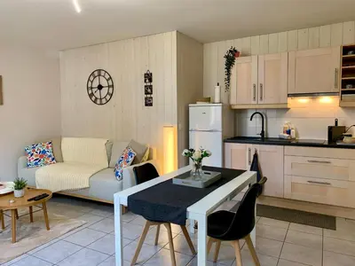 Cuisine ou kitchenette dans l'établissement Petite Maison Cosy
