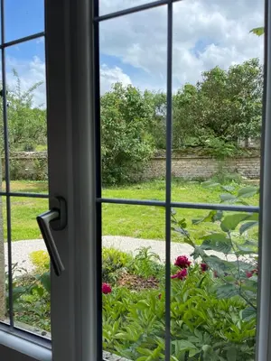 Jardin de l'établissement Le Prieuré de Saint Broing