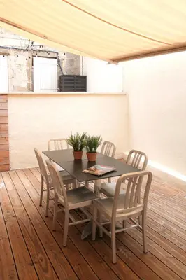Plan de l'établissement Au Coeur du marché - Hyper centre Dijon - Terrasse