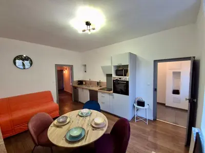 Cuisine ou kitchenette dans l'établissement L'aparté Dijonnaise Hypercentre Dijon Darcy