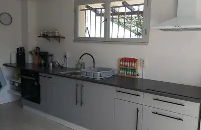 Cuisine ou kitchenette dans l'établissement Chez Marjon a Morvan