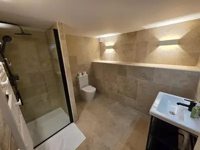 Salle de bains dans l'établissement La mezzanine by Vindihouses