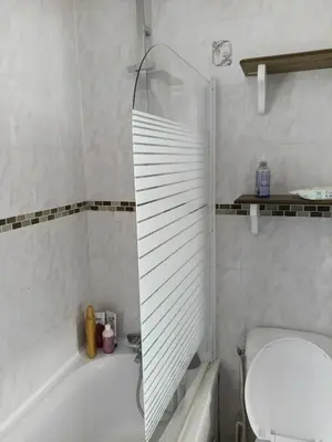 Salle de bains dans l'établissement Le Bellevue