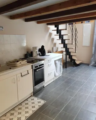 Cuisine ou kitchenette dans l'établissement l'Echappée Crançotine