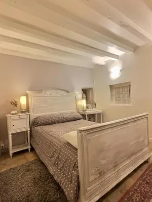 Un ou plusieurs lits dans un hébergement de l'établissement Le Relais des Arts by Miss K