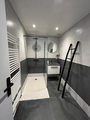 Salle de bains dans l'établissement Gîte la grange de Jeanne