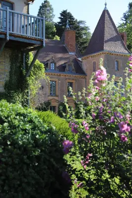 Jardin de l'établissement Les chambres d'Hôtes du Château de Vaulx