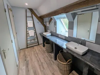 Plan de l'établissement Gîte de charme dans la vallée de l'Ognon avec spa - FR-1-583-489