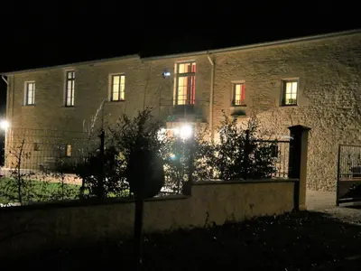 Jardin de l'établissement Gîte de charme dans la vallée de l'Ognon avec spa - FR-1-583-489
