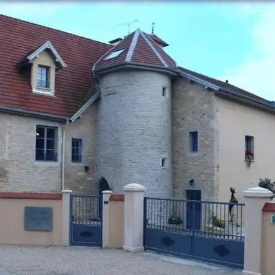Gîte de charme dans la vallée de l'Ognon avec spa - FR-1-583-489