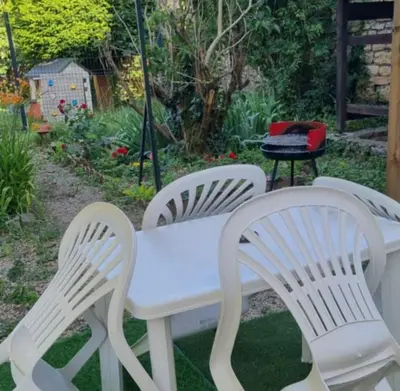 Jardin de l'établissement Appartement T5 rénové centre ville