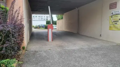 Plan de l'établissement Appartement T5 rénové centre ville