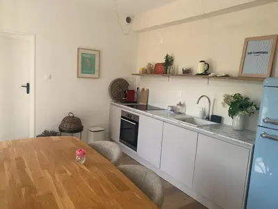 Cuisine ou kitchenette dans l'établissement Charming house