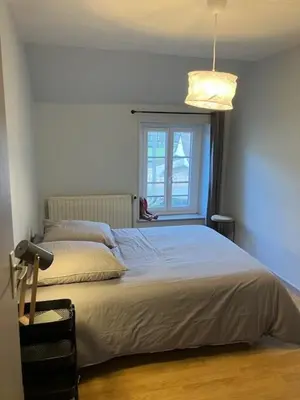 Un ou plusieurs lits dans un hébergement de l'établissement 4 bedroom family home