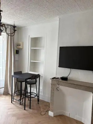 Télévision ou salle de divertissement dans l'établissement Agate - En plein coeur de la ville Dijon