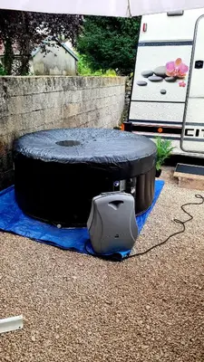 Plan de l'établissement Caravane Zen & Jacuzzi proche des grottes de Bèze