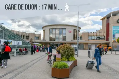 Clients de l'établissement T2 au Cœur Historique de Dijon avec Clim & SmartTV