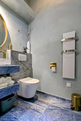 Salle de bains dans l'établissement T2 au Cœur Historique de Dijon avec Clim & SmartTV