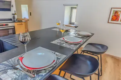 Cuisine ou kitchenette dans l'établissement L'annexe du Monestier