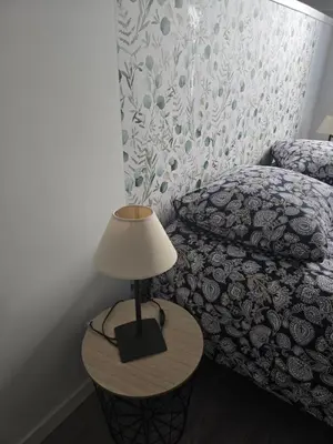 Un ou plusieurs lits dans un hébergement de l'établissement Au cœur du vieux village