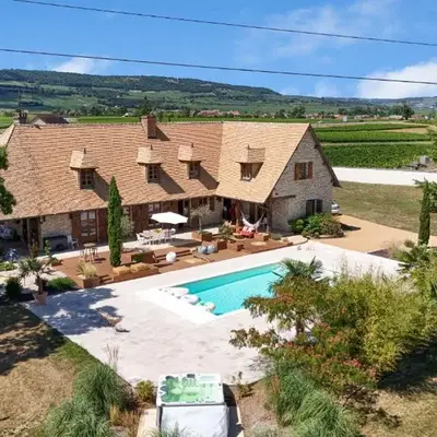 Villa Corpeau Montrachet
