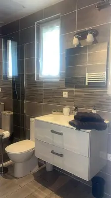 Salle de bains dans l'établissement l'Immeuble Privatisé
