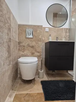 Salle de bains dans l'établissement Studio Dijon centre et facultés