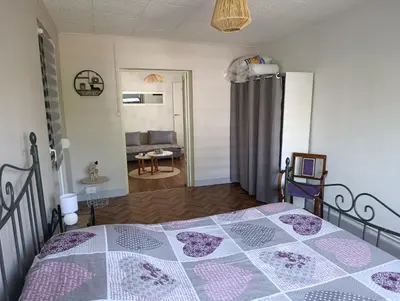 Un ou plusieurs lits dans un hébergement de l'établissement Maison rénovée