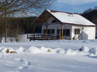 L'établissement L'Escapade du Hérisson en hiver