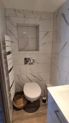 Salle de bains dans l'établissement Joli appartement proche place Wilson - centre